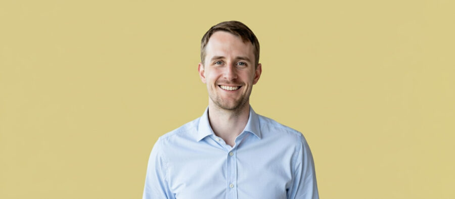 Dr. Lee Bauer