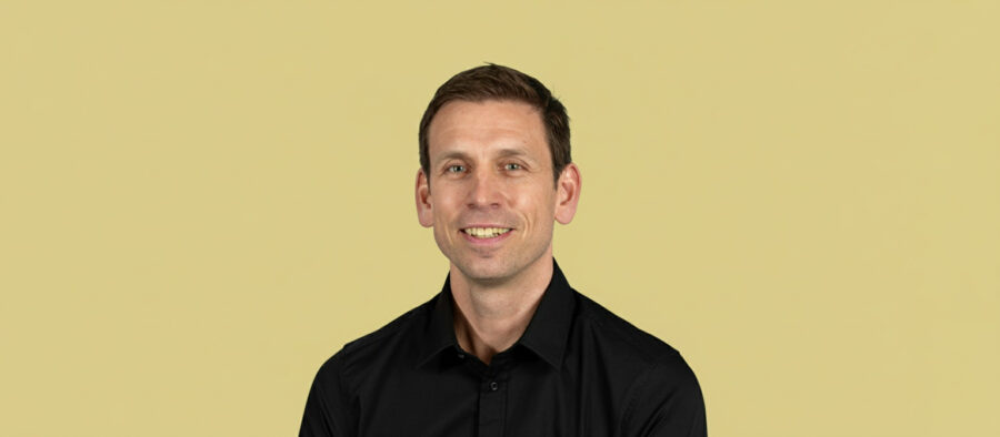 Dr. Charles Nelson